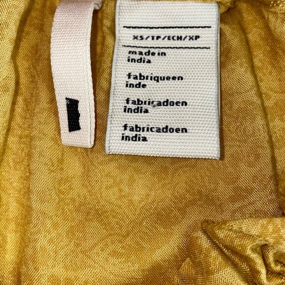 NEW Levi’s Printed Yellow Halter Tank Top Size XS - Picture 3 of 9